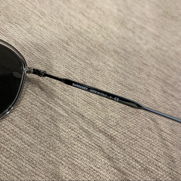 SOLD Burberry 60MM Square Sunglasses Gunmetal - Picture 5 of 5